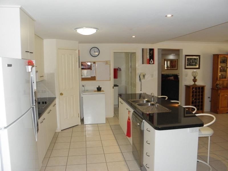 37 Acacia Street, Moore Park Beach QLD 4670