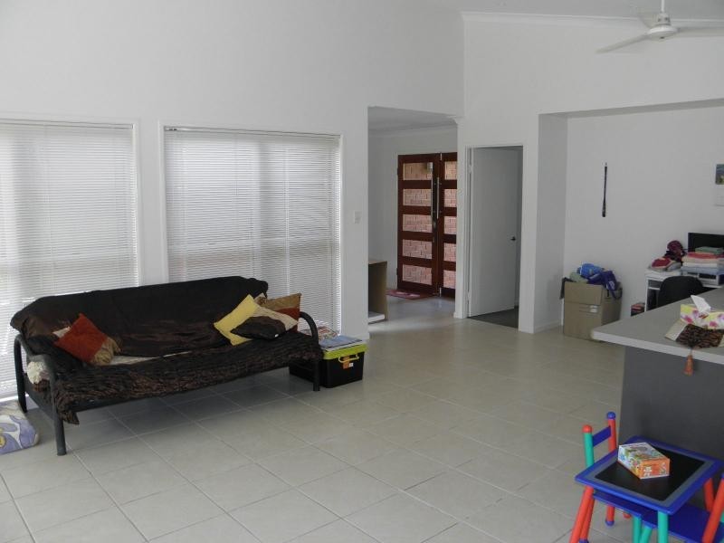 18 Orchid Drive, Moore Park Beach QLD 4670