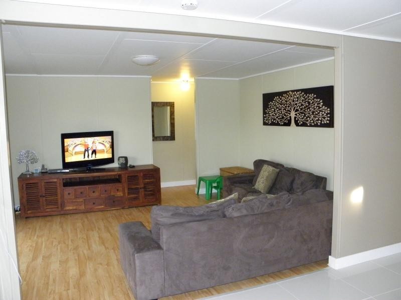 15 Palm Court, Moore Park Beach QLD 4670