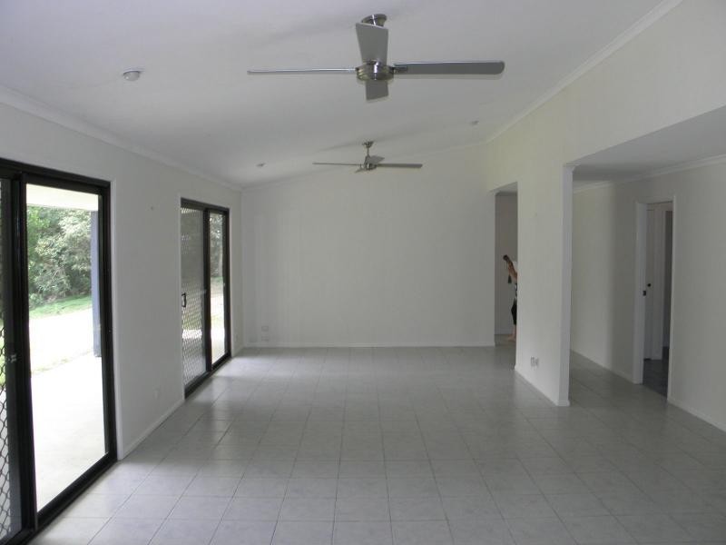 35 Plum Tree Crescent, Moore Park Beach QLD 4670