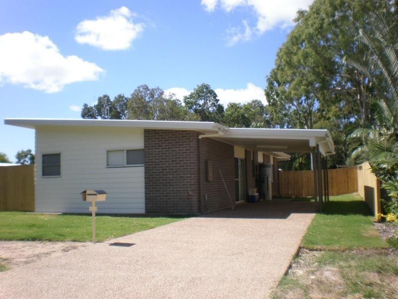 Moore Park Beach QLD 4670