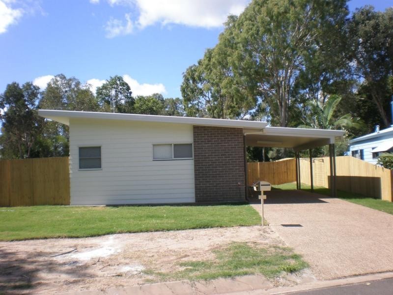 Moore Park Beach QLD 4670