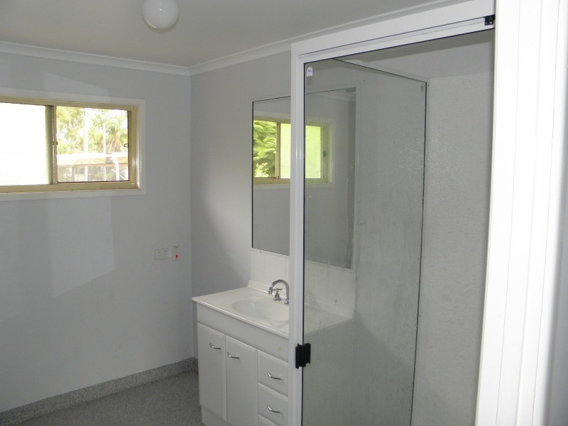 8 Orchid Drive, Moore Park Beach QLD 4670
