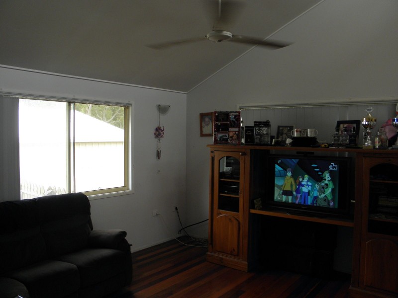 8 Orchid Drive, Moore Park Beach QLD 4670