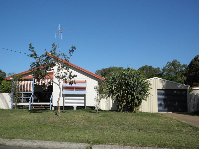 8 Orchid Drive, Moore Park Beach QLD 4670