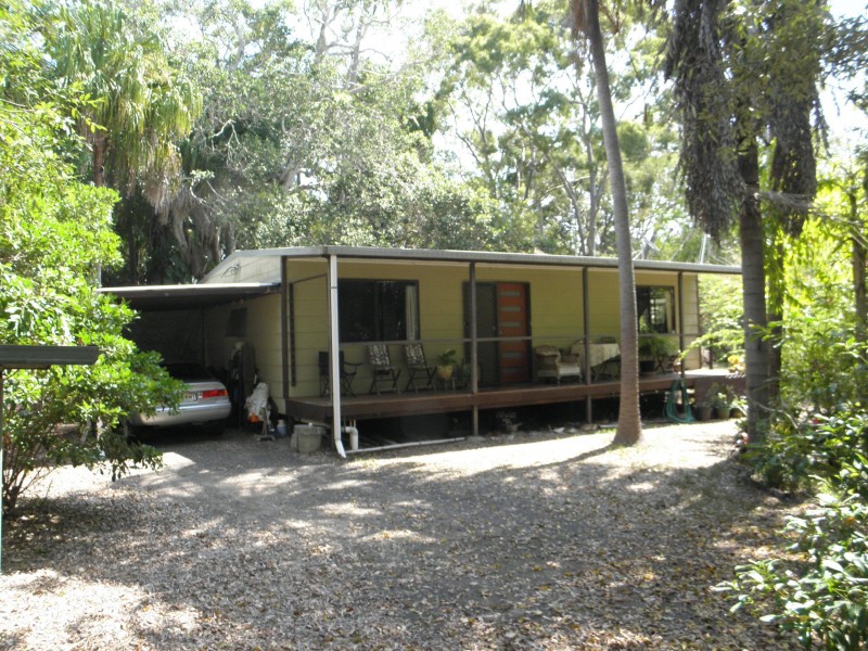 38 Lagoon Drive, Moore Park Beach QLD 4670