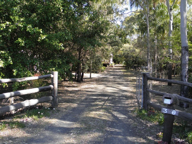 38 Lagoon Drive, Moore Park Beach QLD 4670