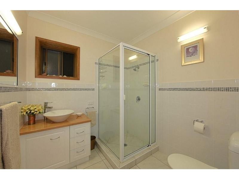 18 Kingfisher Crescent, Moore Park Beach QLD 4670