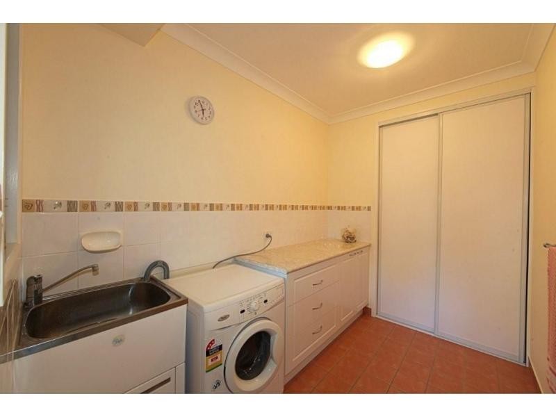 18 Kingfisher Crescent, Moore Park Beach QLD 4670