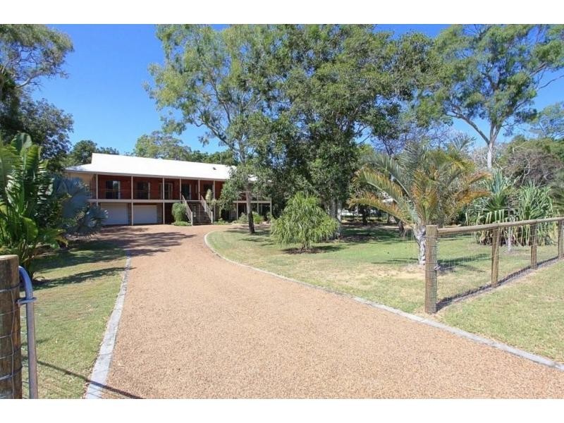 18 Kingfisher Crescent, Moore Park Beach QLD 4670