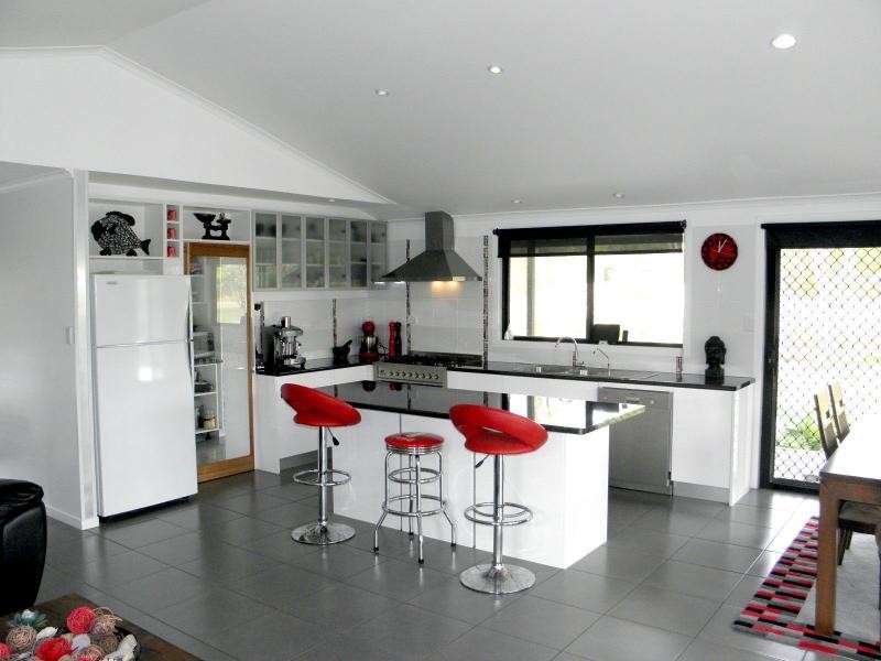 52 Tammy Road, Kingston Park, Moore Park Beach QLD 4670