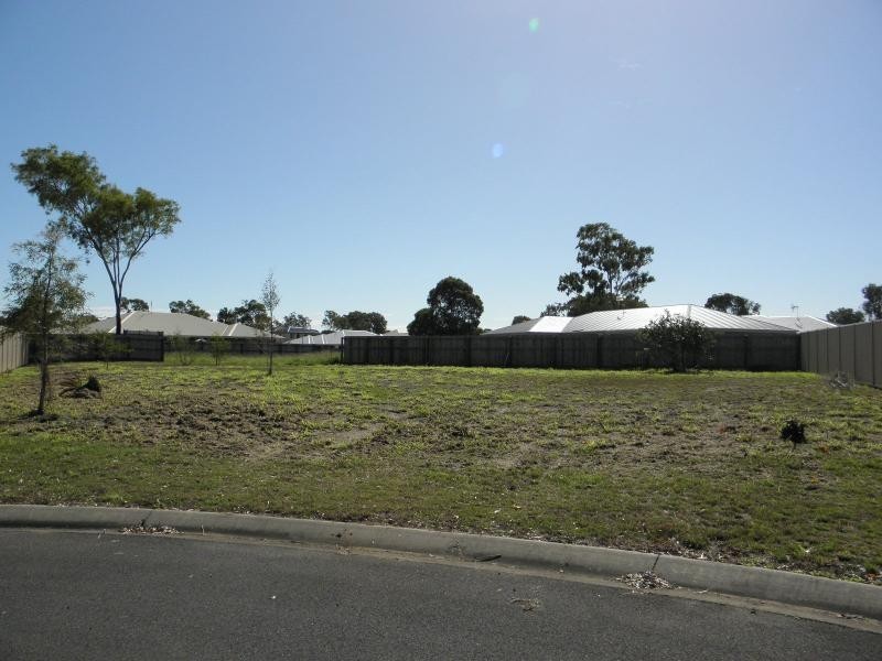 6 Tulip Court, Moore Park Beach QLD 4670