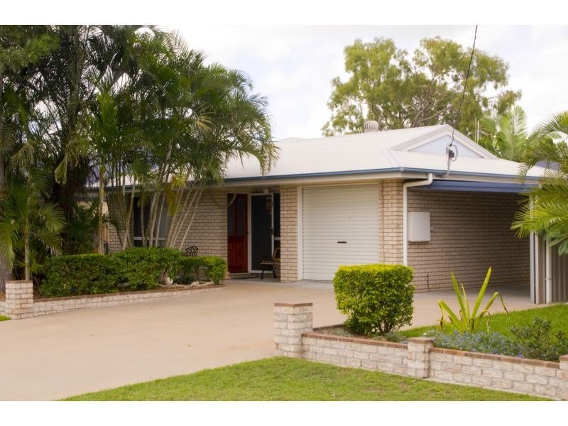 6 Kindt Street, Moore Park Beach QLD 4670