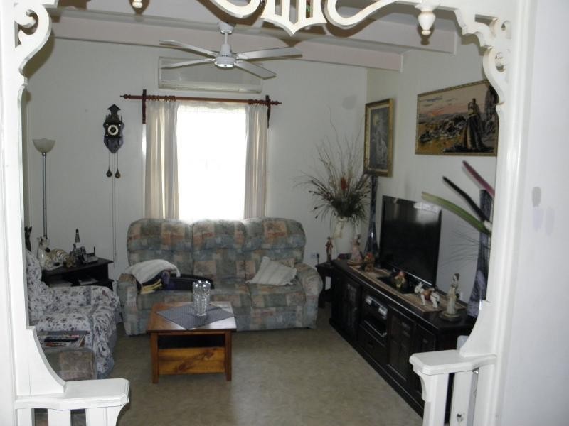 35 Club Avenue, Moore Park Beach QLD 4670
