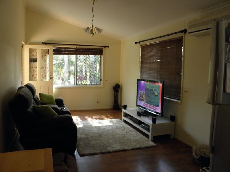 37 Palm View Drive, Moore Park Beach QLD 4670