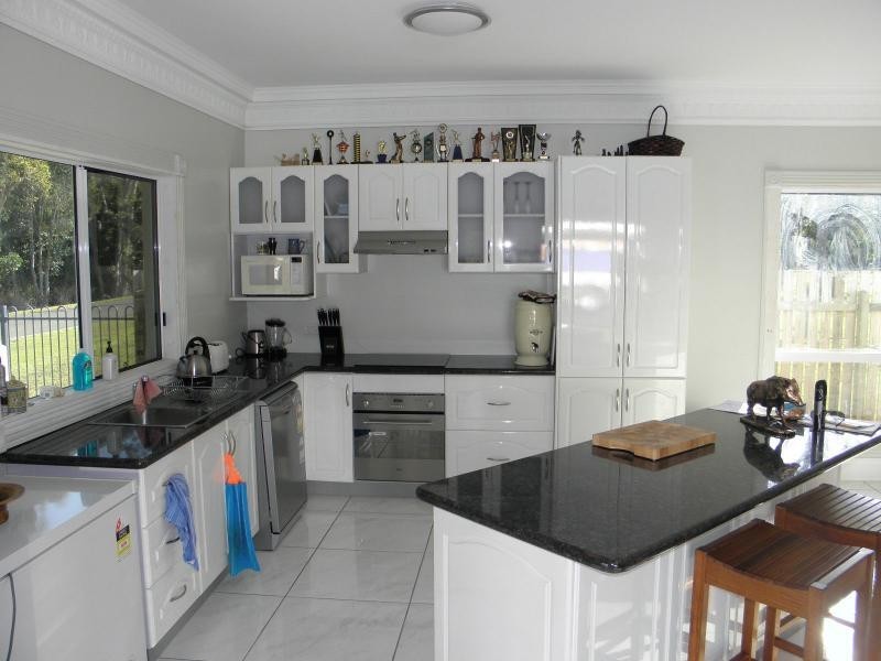 21 Gengers Road, Beach Estate, Moore Park Beach QLD 4670