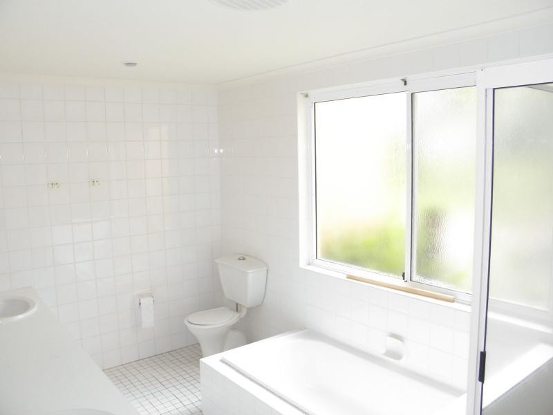 286 Sylvan Drive, Moore Park Beach QLD 4670