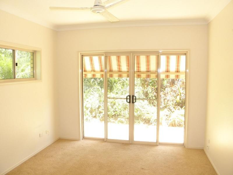 34 Kingfisher Crescent, Moore Park Beach QLD 4670