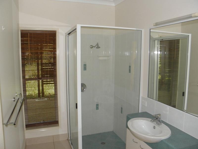 34 Kingfisher Crescent, Moore Park Beach QLD 4670