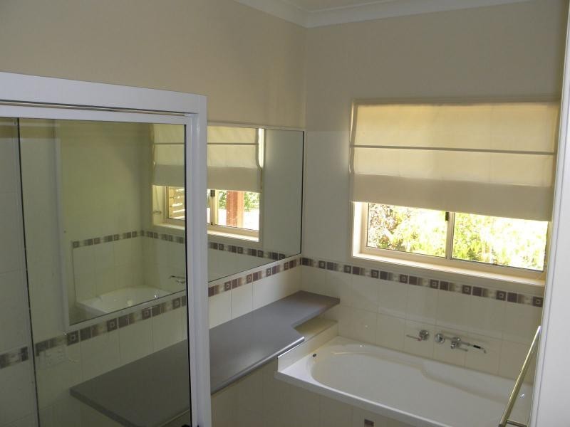 34 Kingfisher Crescent, Moore Park Beach QLD 4670