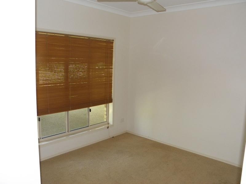 34 Kingfisher Crescent, Moore Park Beach QLD 4670