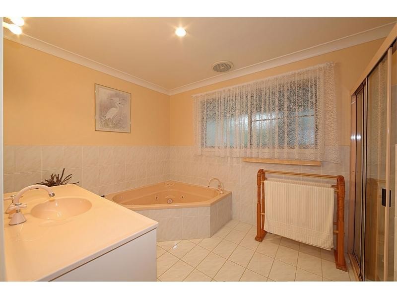 106 Sylvan Drive, Moore Park Beach QLD 4670