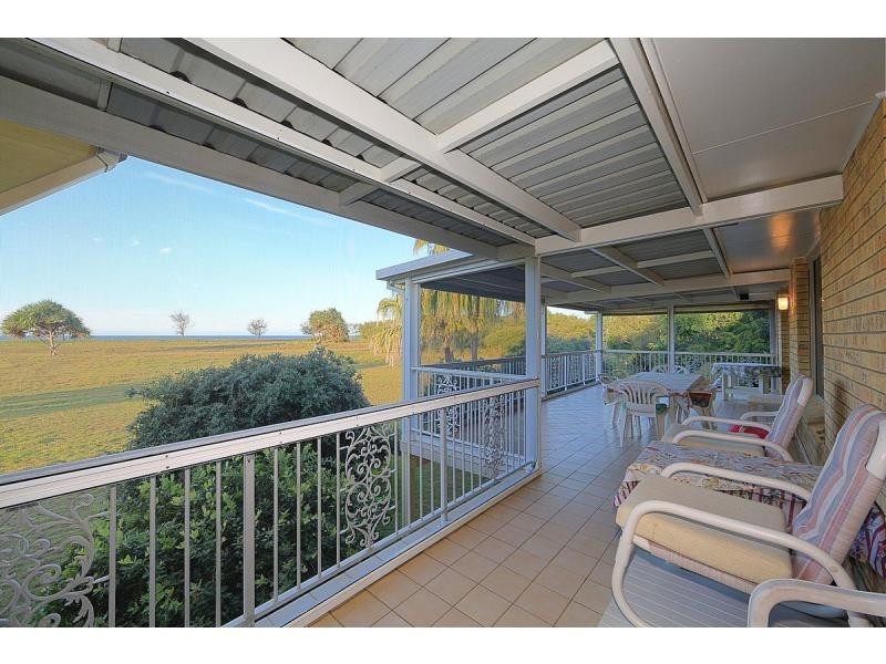 106 Sylvan Drive, Moore Park Beach QLD 4670