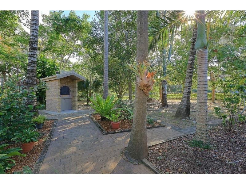 106 Sylvan Drive, Moore Park Beach QLD 4670