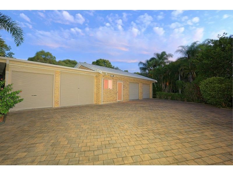 106 Sylvan Drive, Moore Park Beach QLD 4670
