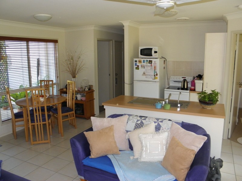 1/75 Sylvan Drive, Moore Park Beach QLD 4670