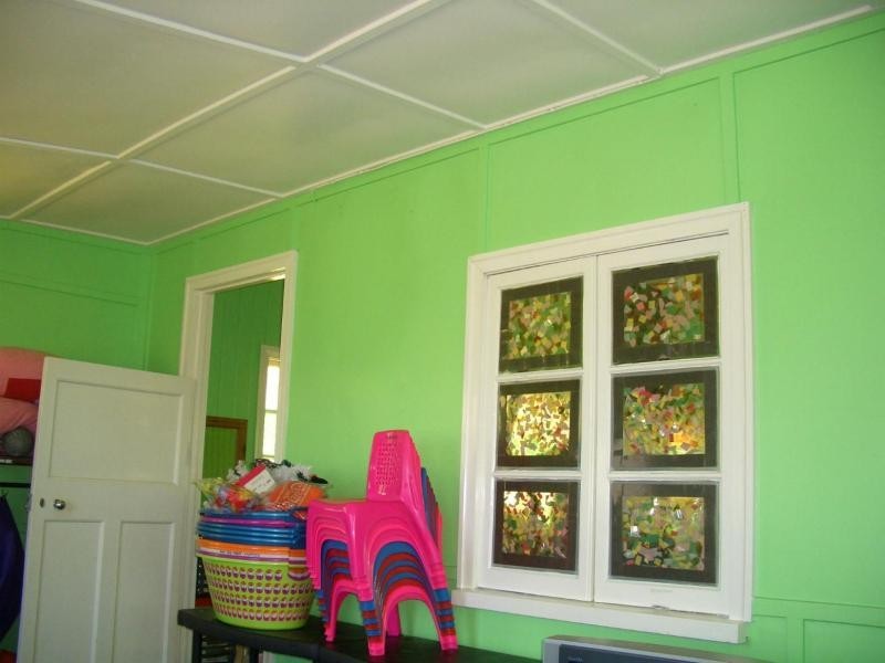 18 Hinkler Avenue, Moore Park Beach QLD 4670