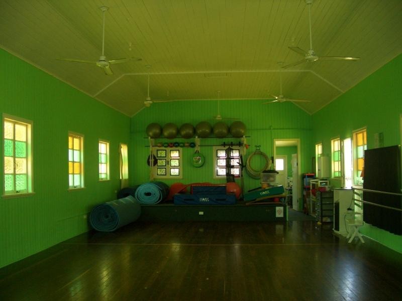 18 Hinkler Avenue, Bundaberg North QLD 4670