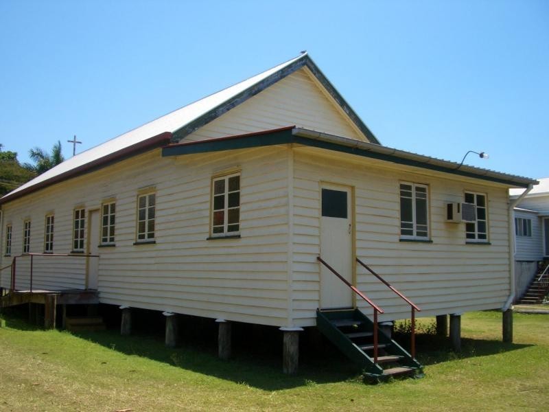 18 Hinkler Avenue, Bundaberg North QLD 4670