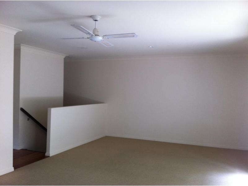 Villa 4/2 Sylvan Drive, Moore Park Beach QLD 4670