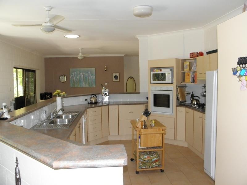 3 Lillypilly Place, Moore Park Beach QLD 4670