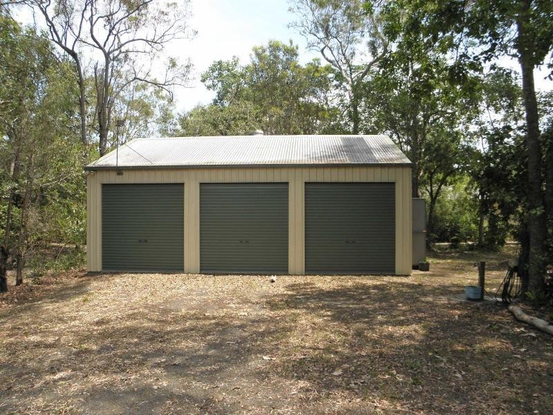 8 Kingfisher Crescent, Moore Park Beach QLD 4670