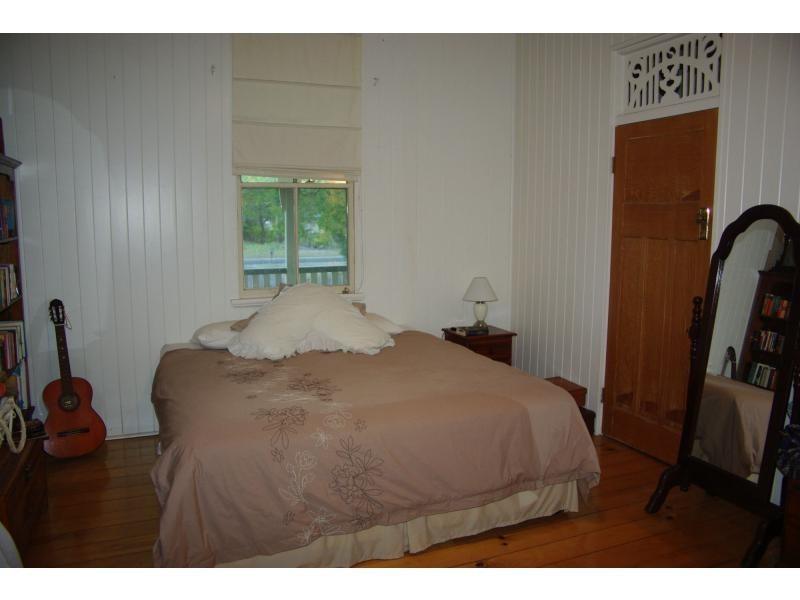 8 Kingfisher Crescent, Moore Park Beach QLD 4670