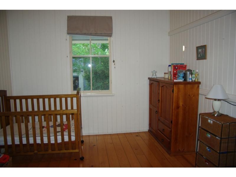 8 Kingfisher Crescent, Moore Park Beach QLD 4670