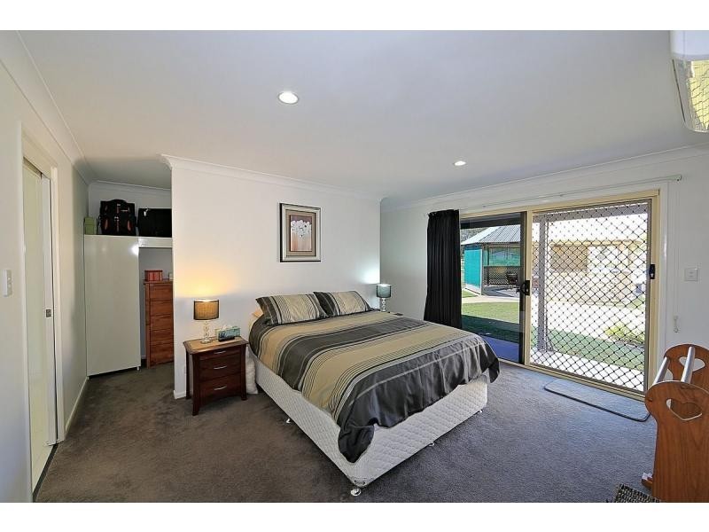 9 Schirmers Court, Moore Park Beach QLD 4670