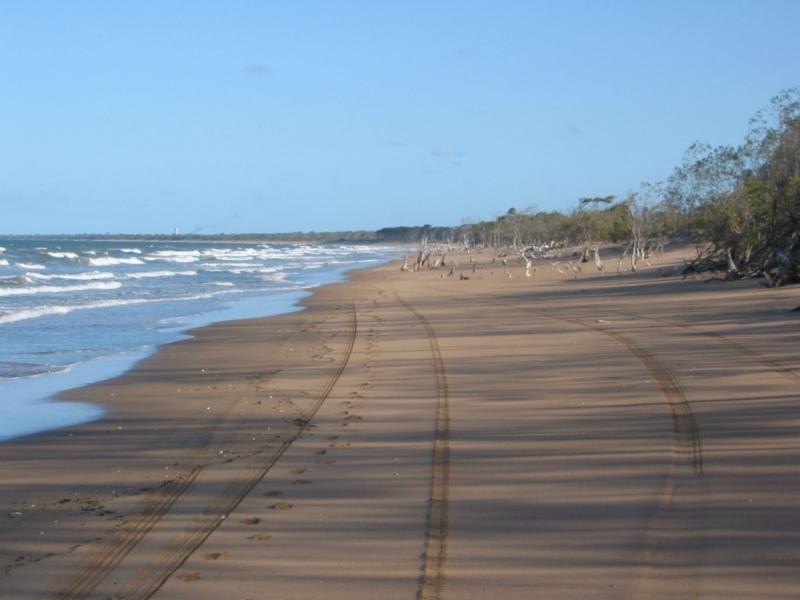 Moore Park Beach QLD 4670