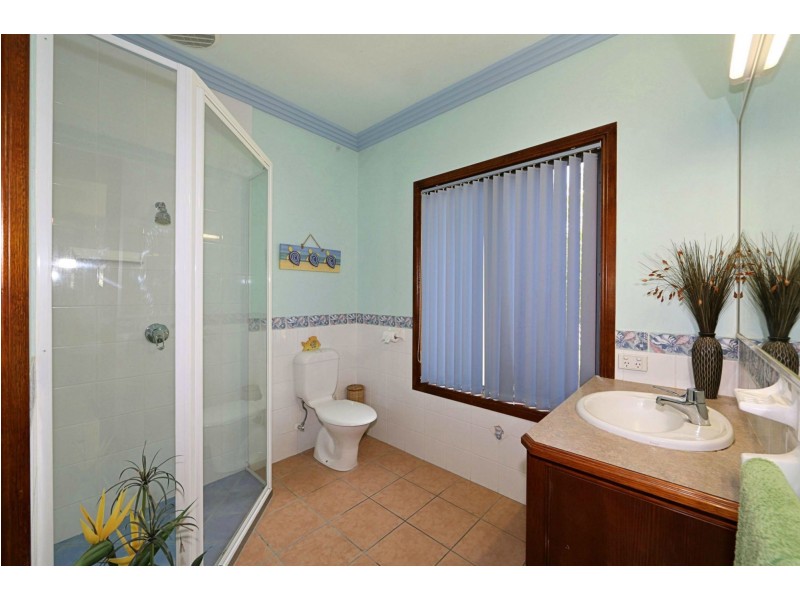 23 Woodlands Lane, Moore Park Beach QLD 4670