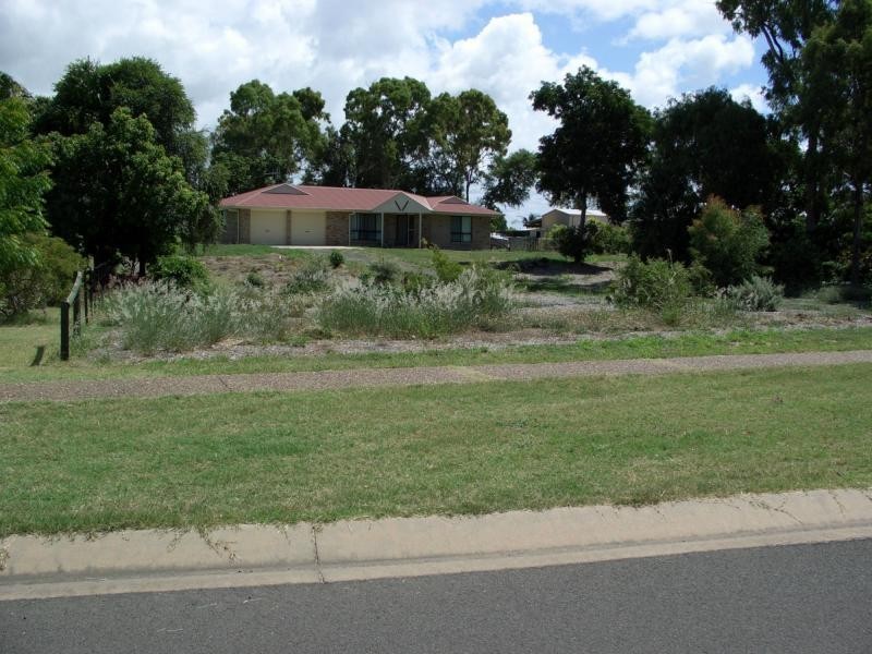 Moore Park Beach QLD 4670