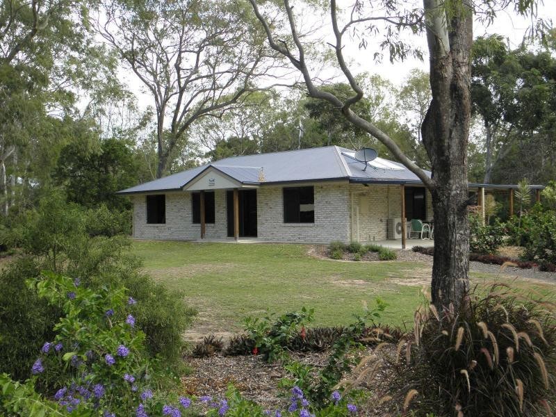 5 Kingfisher Crescent, Moore Park Beach QLD 4670