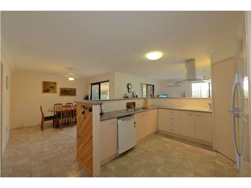 15 Egret Lane, Moore Park Beach QLD 4670