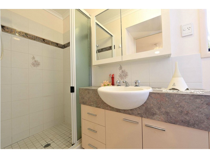 15 Egret Lane, Moore Park Beach QLD 4670