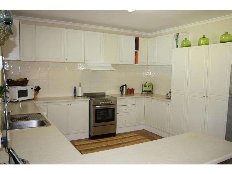 35 Robin Close, Moore Park Beach QLD 4670