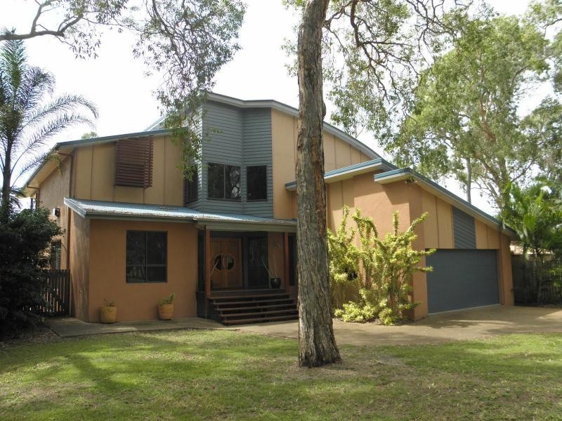 Moore Park Beach QLD 4670