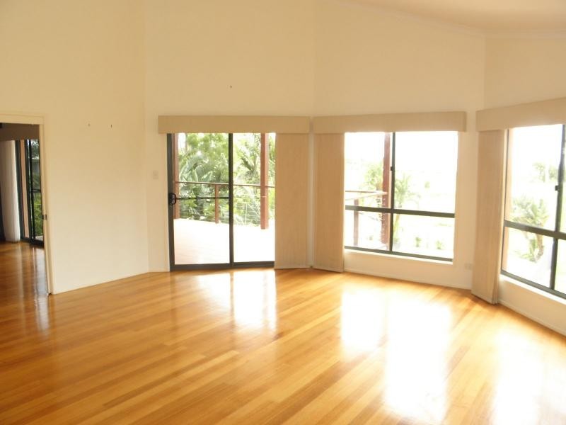 Moore Park Beach QLD 4670