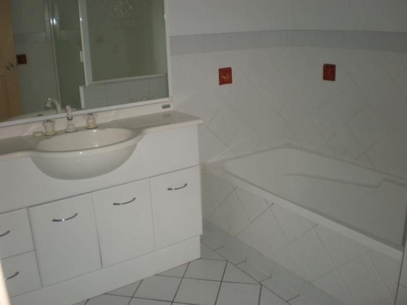 Moore Park Beach QLD 4670