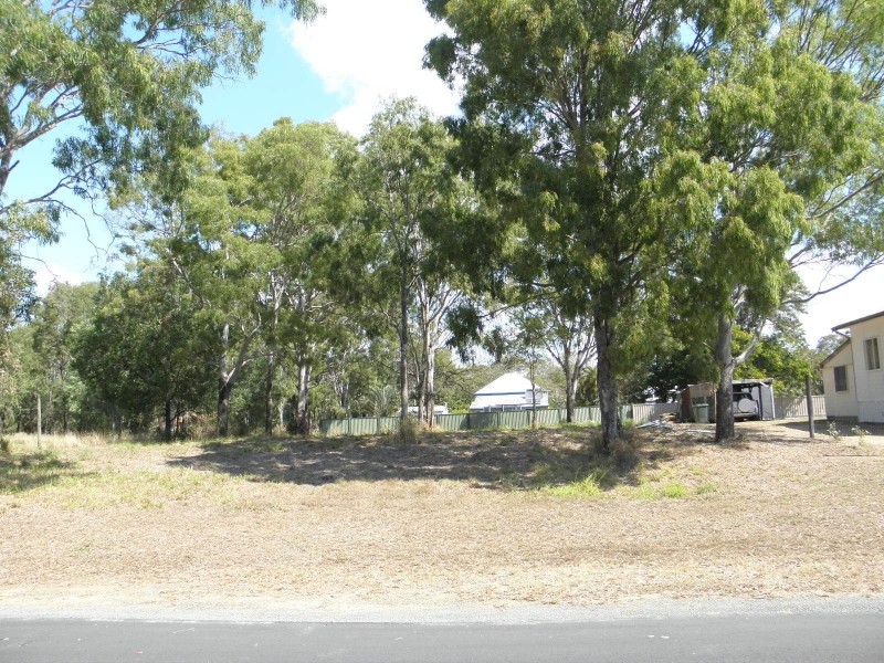 24 Kindt Street, Moore Park Beach QLD 4670